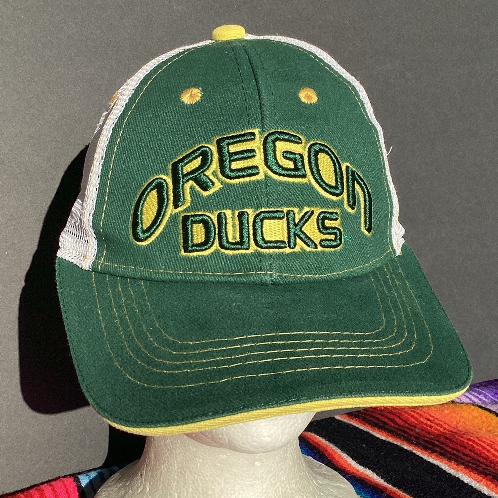 Donegal Bay x Oregon ducks mesh adjustable hat